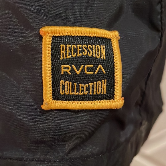 RVCA Recession Collection Windbreaker M - SOLD! - Picture 5 of 5